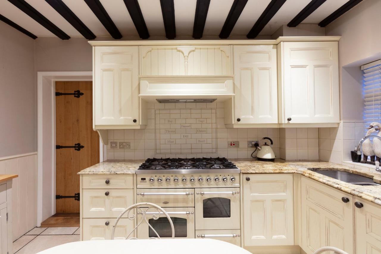 Vila Luxury Eton House, 5 Minute Walk To Windsor Castle Exteriér fotografie